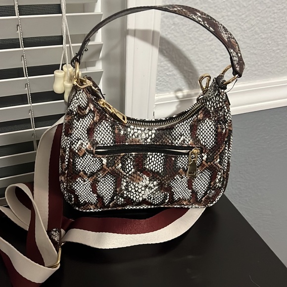 Inc International Concepts Zaree Shoulder Bag...MSRP $70 - Picture 4 of 4